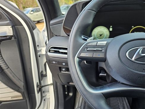 Certified 2025 Hyundai Palisade Calligraphy image 25