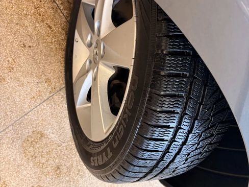 Used 2013 Hyundai Elantra GLS w/ Preferred Pkg image 32