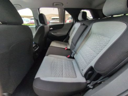 Used 2024 Chevrolet Equinox LT FWD image 23