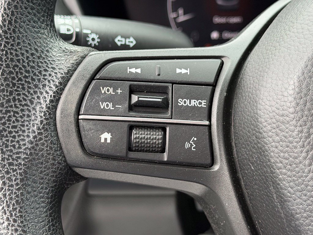Certified 2023 Honda HR-V LX image 9