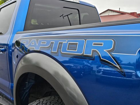 Used 2018 Ford F150 Raptor w/ Equipment Group 802A Luxury AWD/4WD image 11