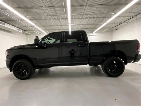 Used 2023 RAM 2500 Big Horn w/ Night Edition AWD/4WD image 45