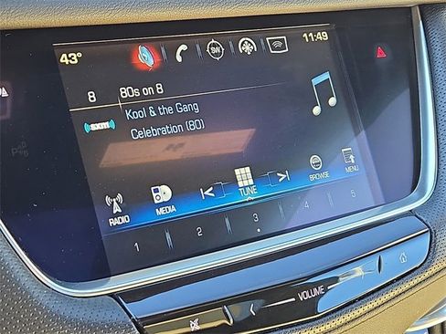 Used 2017 Cadillac XT5 Luxury w/ Driver Awareness Package image 18