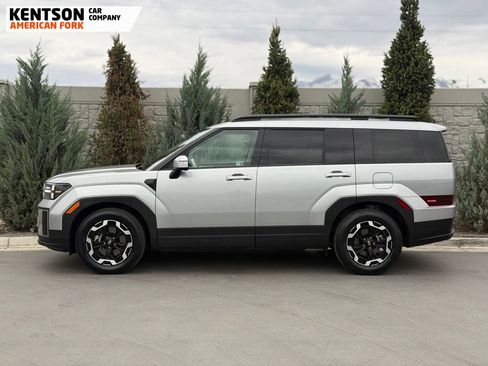 Used 2025 Hyundai Santa Fe SEL image 4