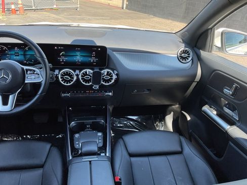 Used 2021 Mercedes-Benz GLA 250 image 16