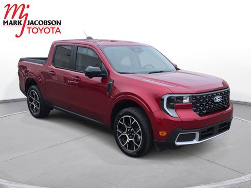 Used 2025 Ford Maverick Lariat w/ 4K Tow Package image 5