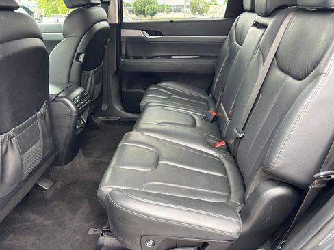 Used 2022 Hyundai Palisade SEL w/ 8P Bench Seat Package FWD image 15
