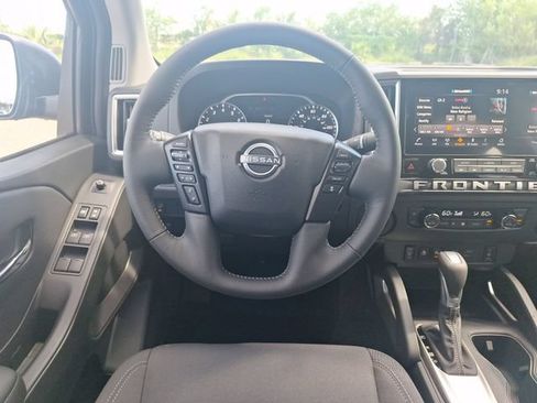 New 2026 Nissan Frontier SV w/ SV Convenience Package RWD image 13