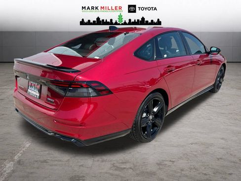 Used 2025 Honda Accord Sport image 6