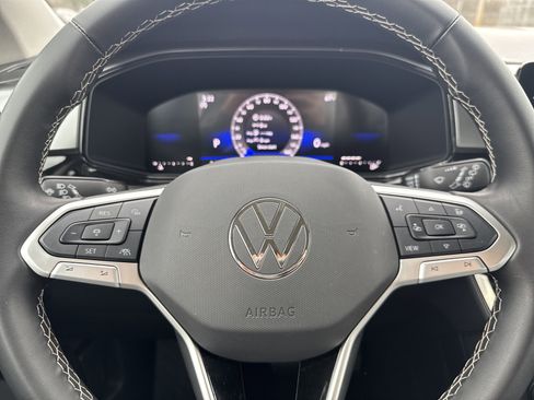 Certified 2025 Volkswagen Taos S image 10