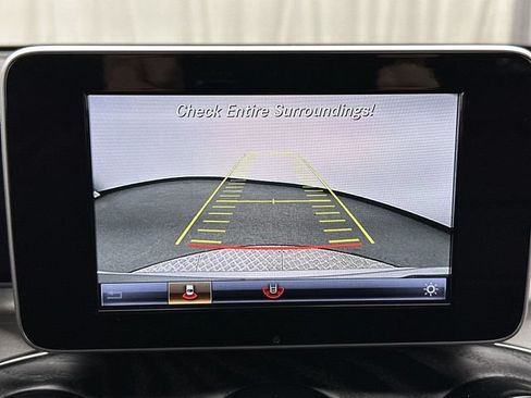 Used 2019 Mercedes-Benz GLC 300 4MATIC image 17