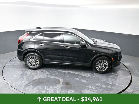 Used 2025 Cadillac XT4 Premium Luxury image 45