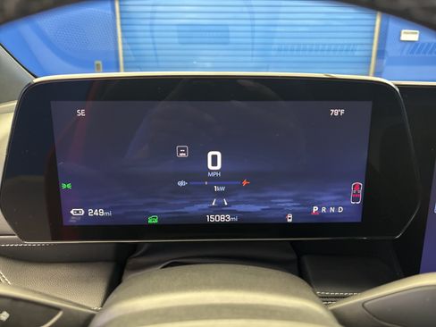 Used 2024 Chevrolet Blazer EV LT AWD/4WD image 17