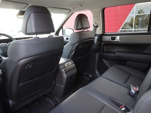 Used 2026 Hyundai Santa Fe SEL AWD/4WD image 27