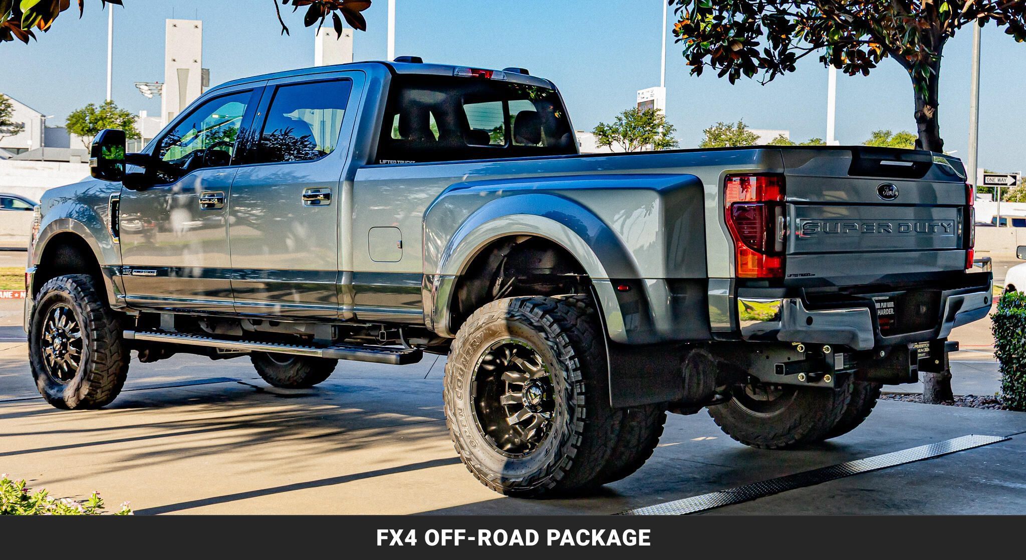 Used 2022 Ford F350 Lariat w/ Lariat Ultimate Package AWD/4WD image 6