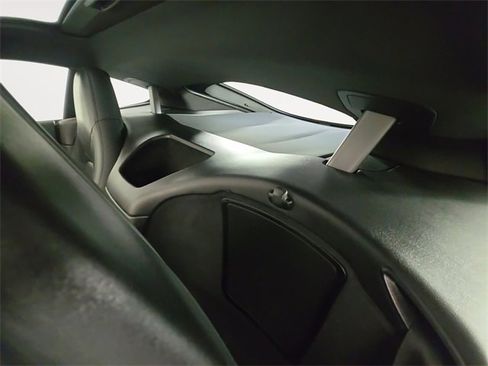 Used 2017 Jaguar F-TYPE Coupe image 13