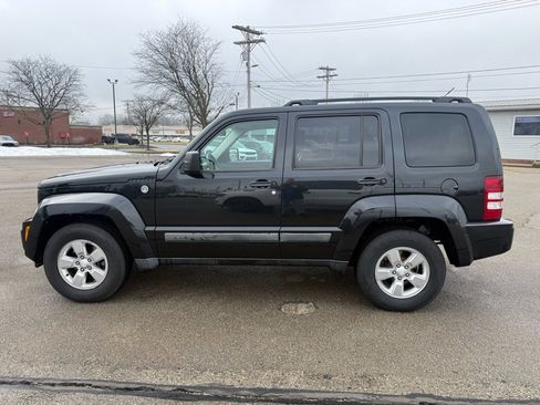 Used 2012 Jeep Liberty Sport w/ Popular Equipment Group image 2