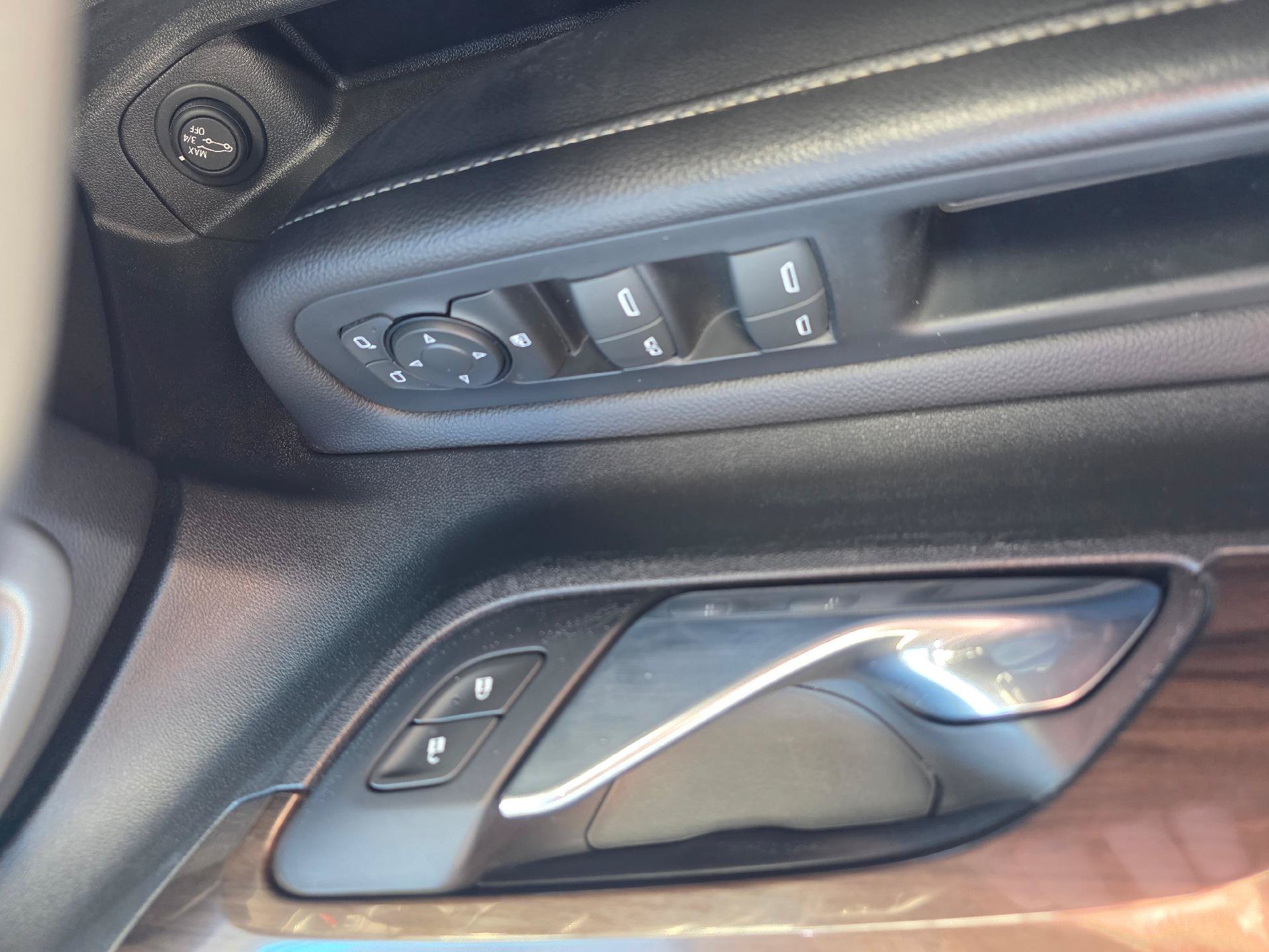 Used 2020 GMC Terrain Denali AWD/4WD image 12