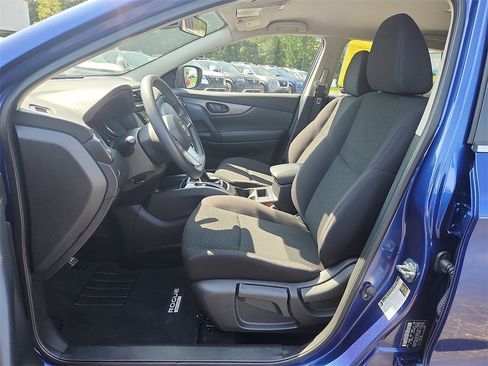 Used 2022 Nissan Rogue Sport S image 14