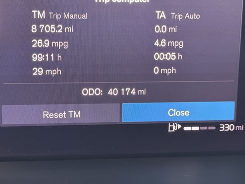 Certified 2023 Volvo XC60 B5 Plus w/ Protection Package Premier image 11