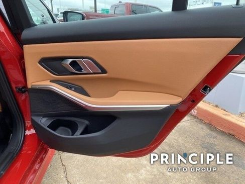 New 2023 BMW 330i Sedan w/ Convenience Package RWD image 11