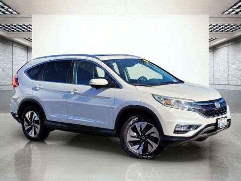 Used 2016 Honda CR-V Touring image 2