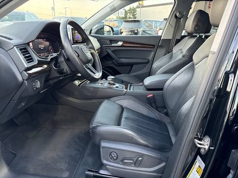 Used 2019 Audi Q5 2.0T Premium Plus w/ Premium Plus Package AWD/4WD image 9