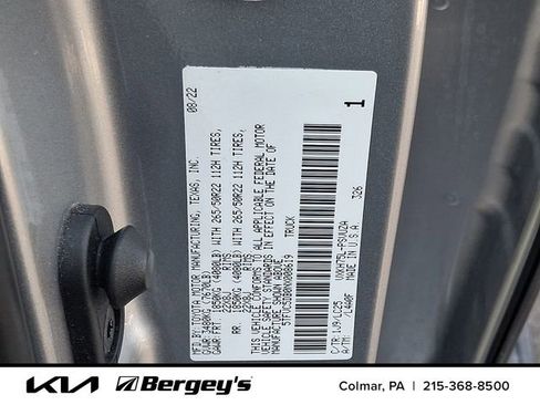 Used 2022 Toyota Tundra Capstone AWD/4WD image 32