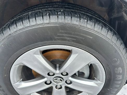 Used 2015 Toyota RAV4 XLE image 9