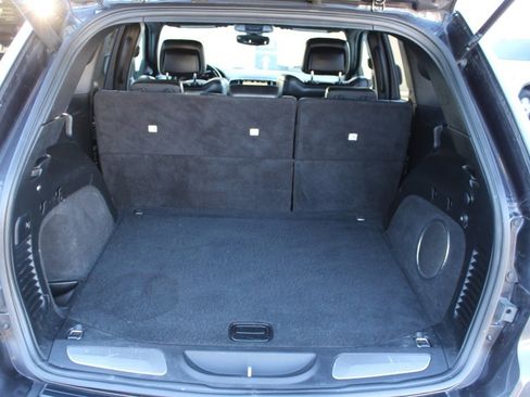 Used 2021 Jeep Grand Cherokee Trailhawk w/ Premium Lighting Group image 32