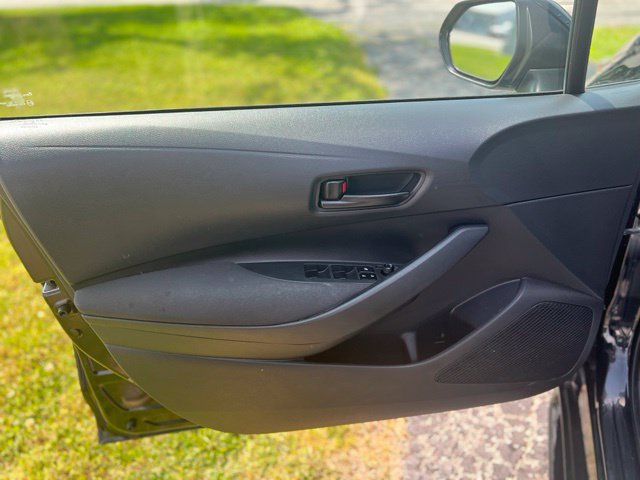 Used 2023 Toyota Corolla LE FWD image 9