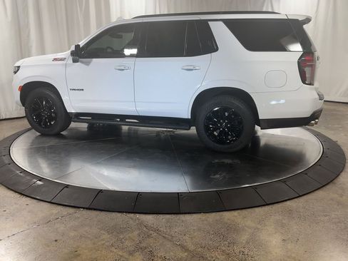 Used 2022 Chevrolet Tahoe Z71 w/ Off-Road Capability Package image 7