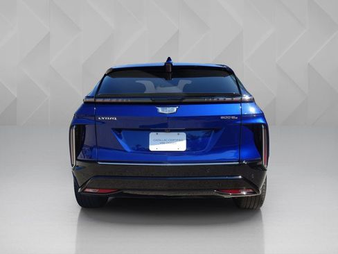 Certified 2024 Cadillac Lyriq Luxury w/ LPO, Floor Liner Package AWD/4WD image 4