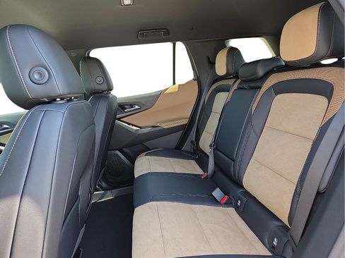 New 2026 Chevrolet Equinox ACTIV w/ Convenience Package III FWD image 10