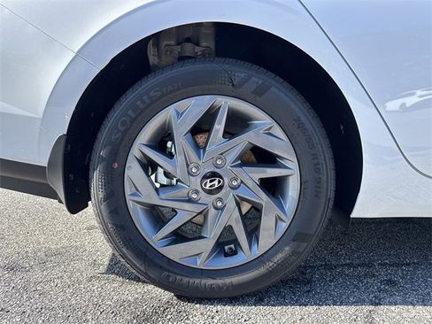 New 2026 Hyundai Elantra Blue image 17