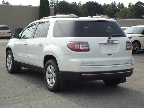 Used 2016 GMC Acadia SLE AWD/4WD image 5