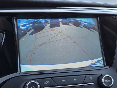 Used 2020 Buick Envision Essence image 19