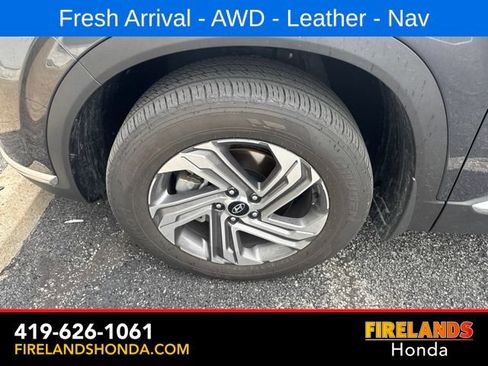 Used 2023 Hyundai Santa Fe SEL w/ Premium Package AWD/4WD image 12