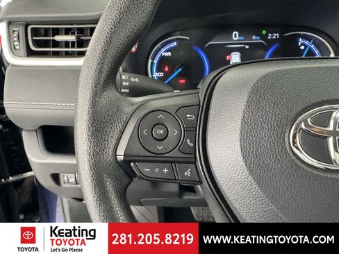 Certified 2025 Toyota RAV4 XLE image 28