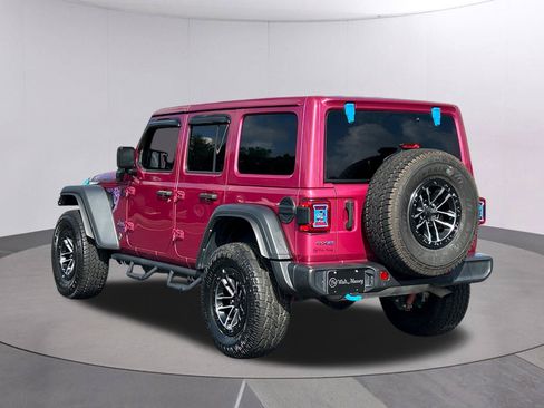 Used 2022 Jeep Wrangler Unlimited Rubicon 4xe w/ Cold Weather Group AWD/4WD image 3