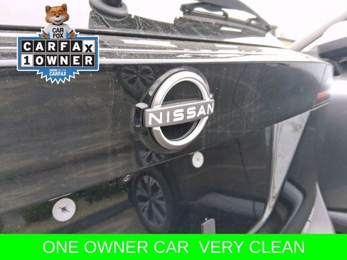 Certified 2025 Nissan Kicks SV AWD/4WD image 9