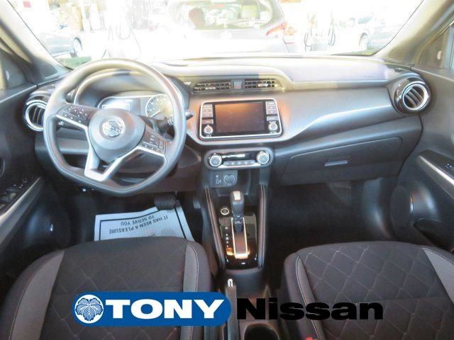 Used 2018 Nissan Kicks SV FWD image 23