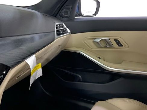 Certified 2025 BMW 330i xDrive 330i xDrive w/ Premium Package image 19