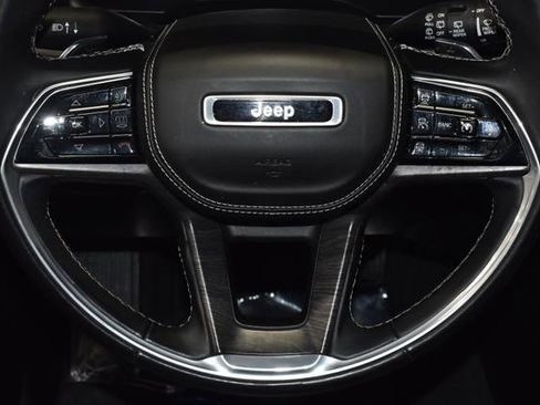 Used 2021 Jeep Grand Cherokee L Overland w/ Luxury Tech Group IV image 26