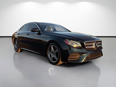 Used 2018 Mercedes-Benz E 300 image 7