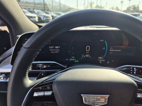 Used 2024 Cadillac Lyriq Sport RWD image 17