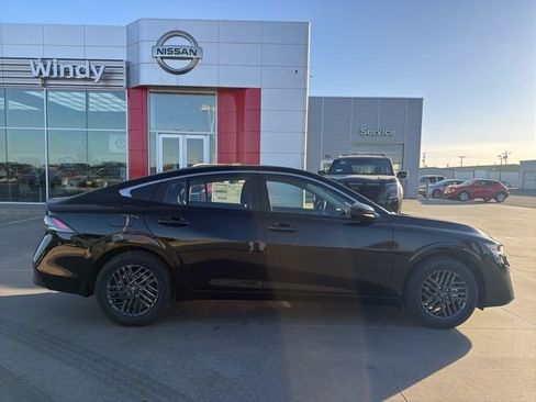 Used 2026 Nissan Sentra SV w/ Floor Mat Package FWD image 8