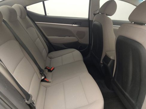 Used 2019 Hyundai Elantra SEL FWD image 19