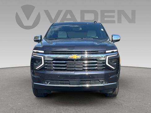 New 2025 Chevrolet Suburban Premier image 24