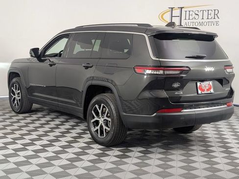 Used 2023 Jeep Grand Cherokee L Limited AWD/4WD image 5